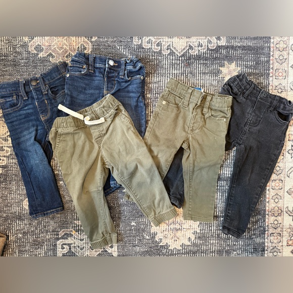 Old Navy Other - Five pairs 12-18m boys pants mixed brands
